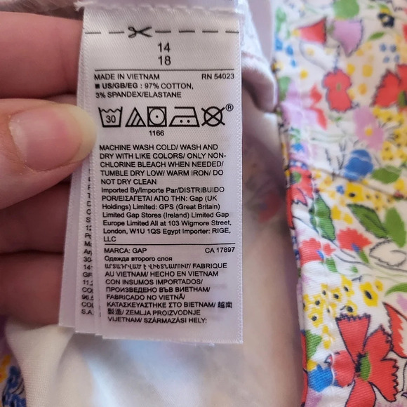 Gap - Gap for Good Multicolor Floral 5" Cotton Blend Shorts in Size 14 - Picture 16 of 16